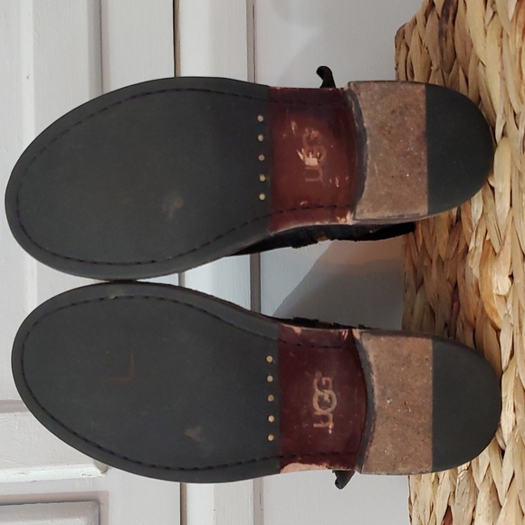 UGG suede moto boot, black, Sz 5, EUC - Picture 9 of 12